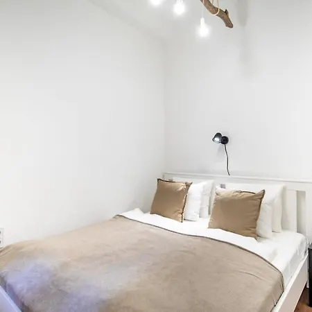 Convenient At Gastro Driven Location