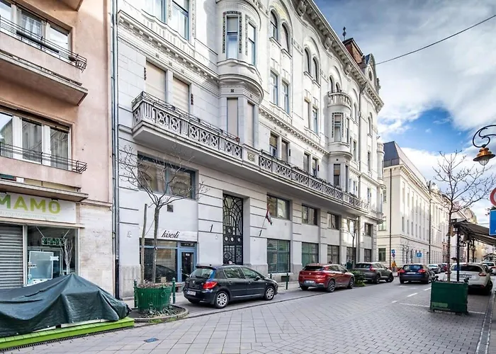 Apartament Convenient At Gastro Driven Location